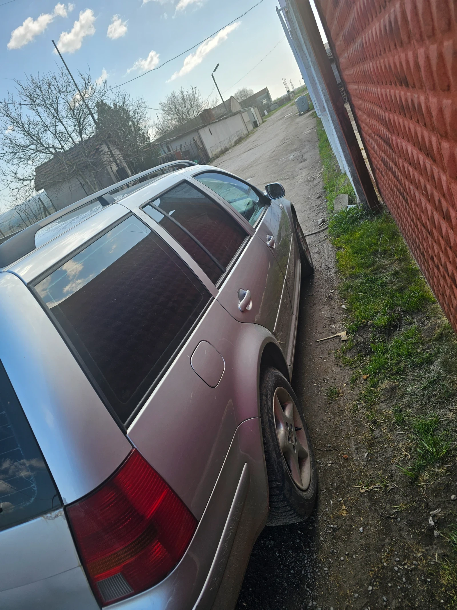 VW Golf 1.9 90к.с., снимка 4 - Автомобили и джипове - 54210779