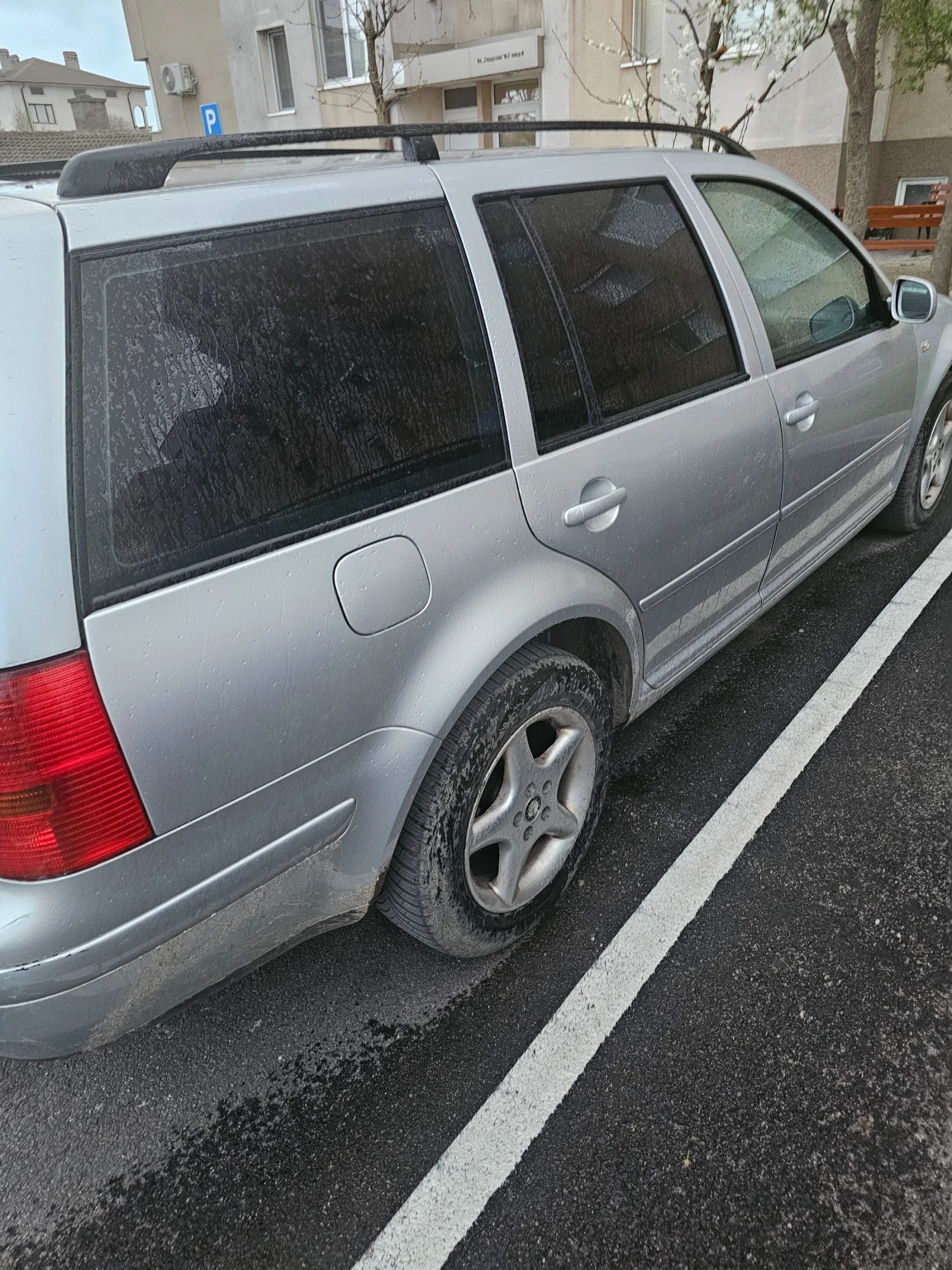 VW Golf 1.9 90к.с., снимка 10 - Автомобили и джипове - 54210779