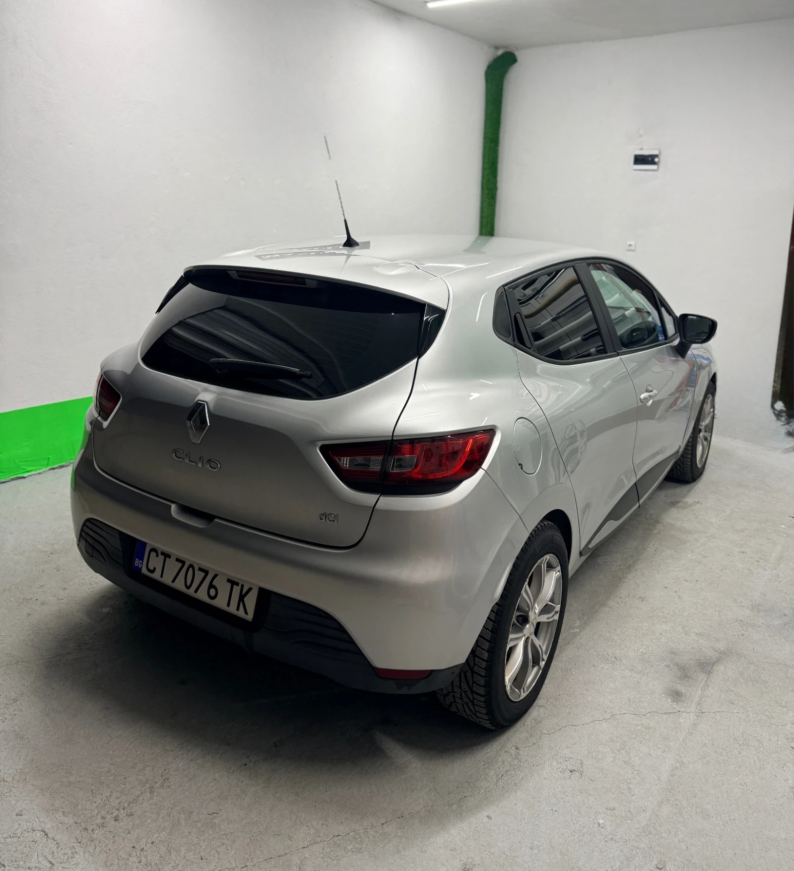 Renault Clio IV 1.5 dCi, снимка 3 - Автомобили и джипове - 54232814