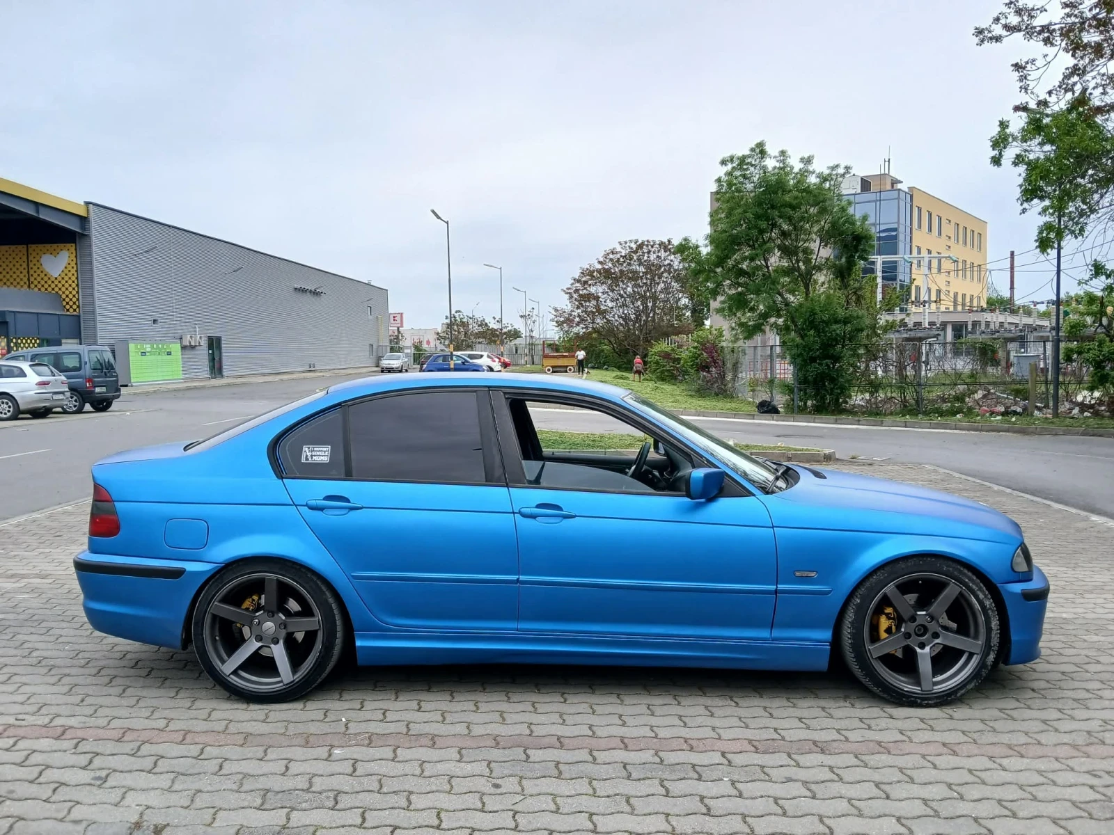 BMW 320 320d, снимка 2 - Автомобили и джипове - 54656440