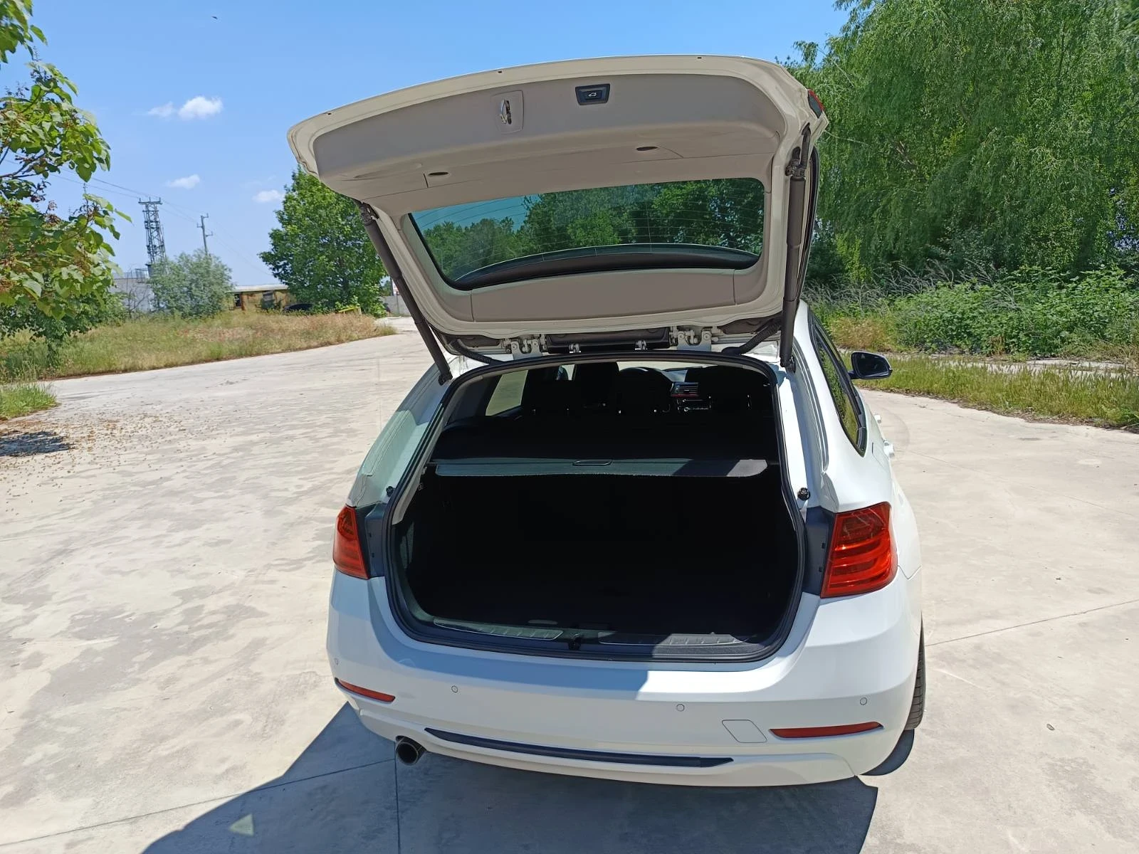 BMW 316 320D F31 SPORT, снимка 13 - Автомобили и джипове - 54735652