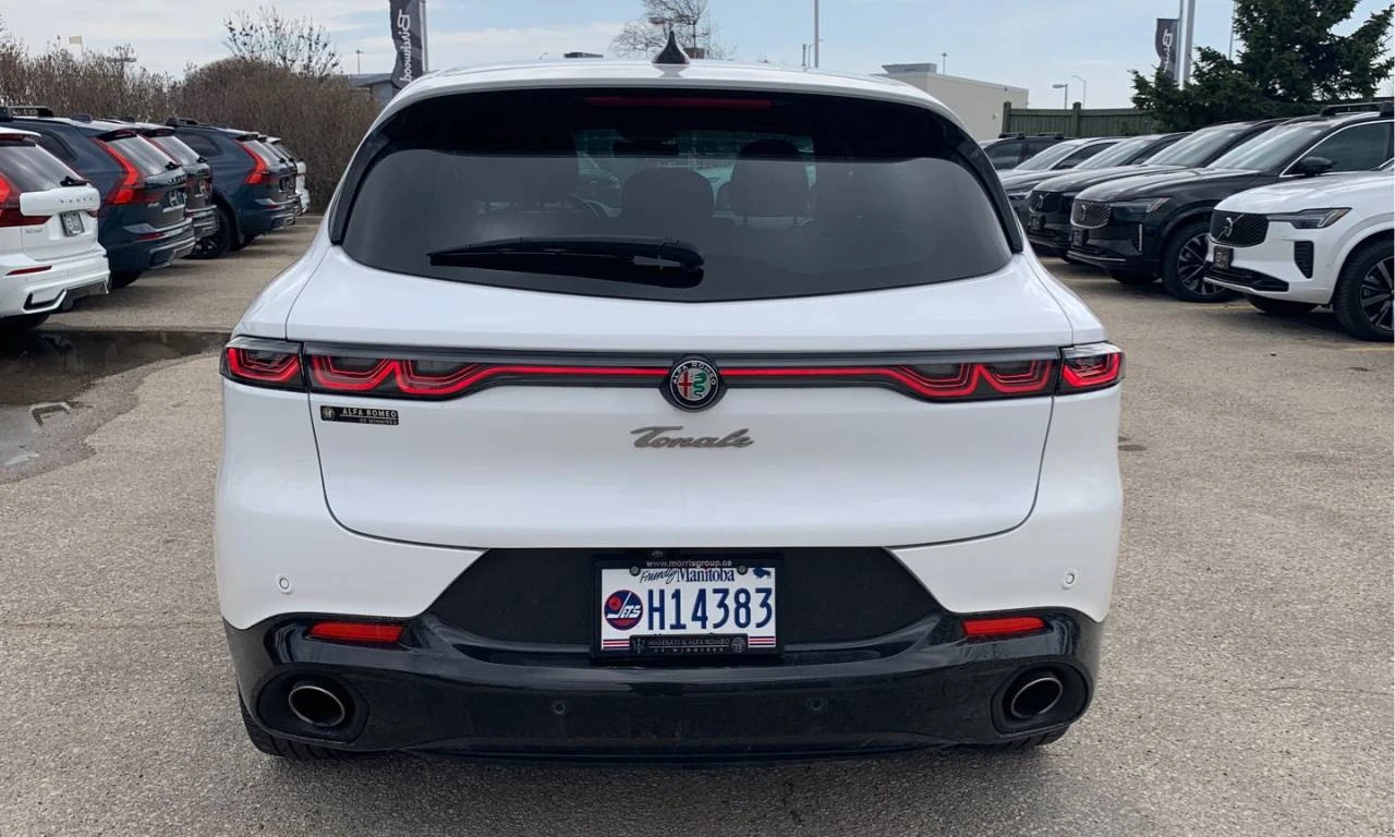 Alfa Romeo Tonale Veloce EAWD * CARFAX * АВТО КРЕДИТ * , снимка 5 - Автомобили и джипове - 54723327