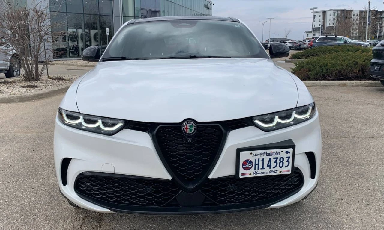 Alfa Romeo Tonale Veloce EAWD * CARFAX * АВТО КРЕДИТ * , снимка 2 - Автомобили и джипове - 54723327