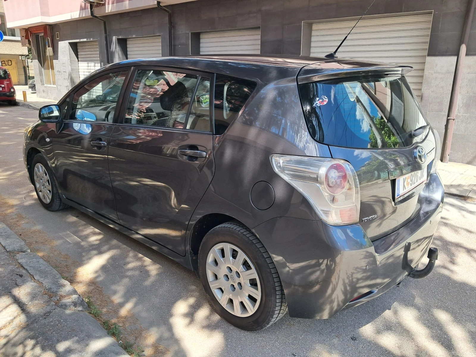Toyota Verso 2.0 d4-d 126k, снимка 5 - Автомобили и джипове - 54799080