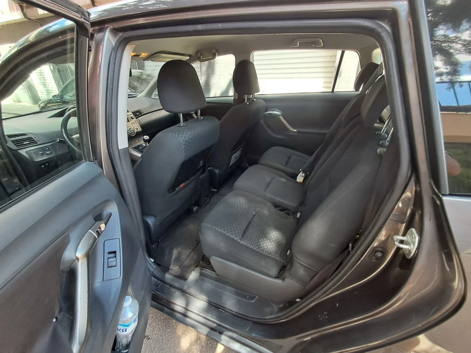 Toyota Verso 2.0 d4-d 126k, снимка 13 - Автомобили и джипове - 54799080