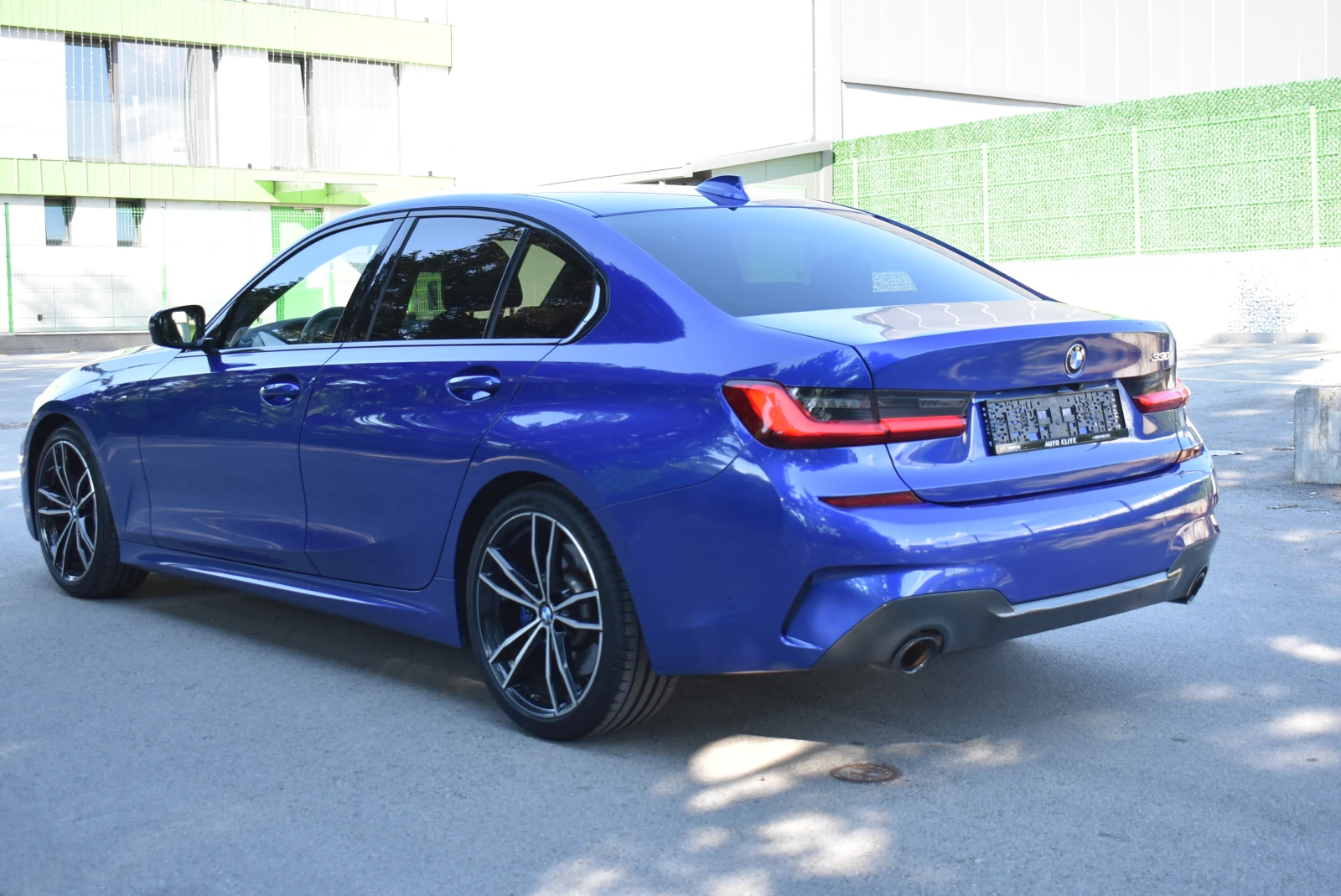 BMW 330 M-SPORT/LAZER/HUD/360kamera/HARMAN/УНИКАЛНО!!!, снимка 3 - Автомобили и джипове - 55003601