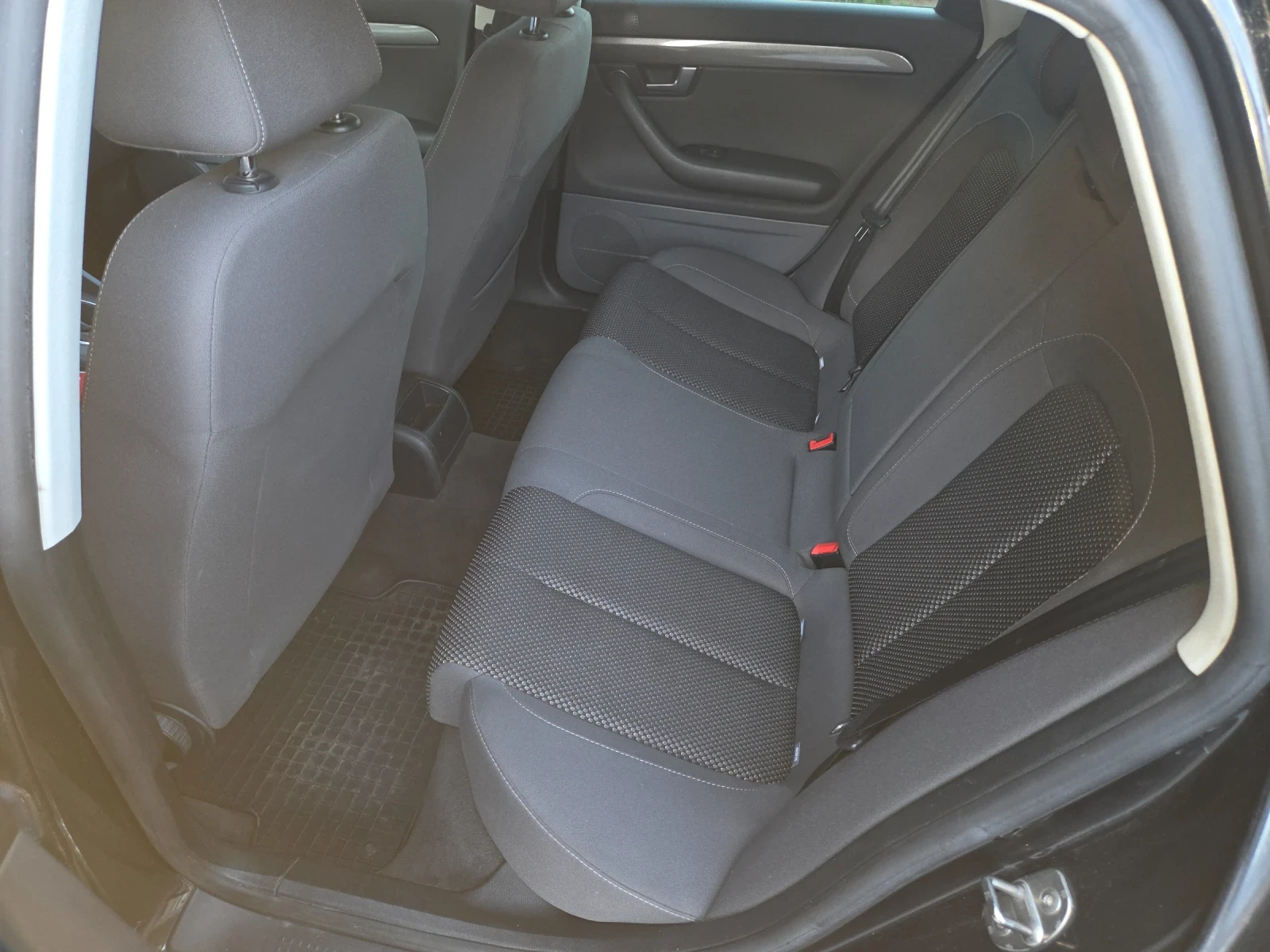 Seat Exeo 2.0TDI, снимка 9 - Автомобили и джипове - 55081251