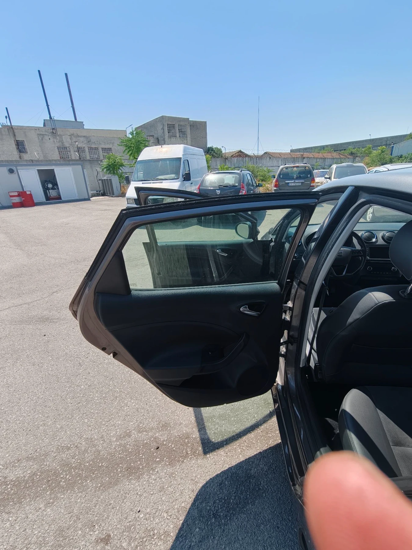 Seat Ibiza 1.2 TSI Style , снимка 9 - Автомобили и джипове - 55594906