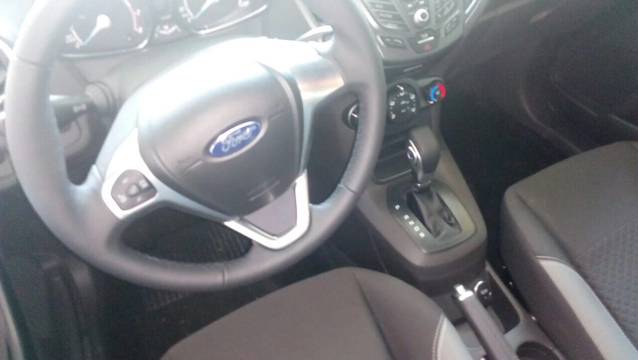 Ford Fiesta, снимка 5 - Автомобили и джипове - 56107477
