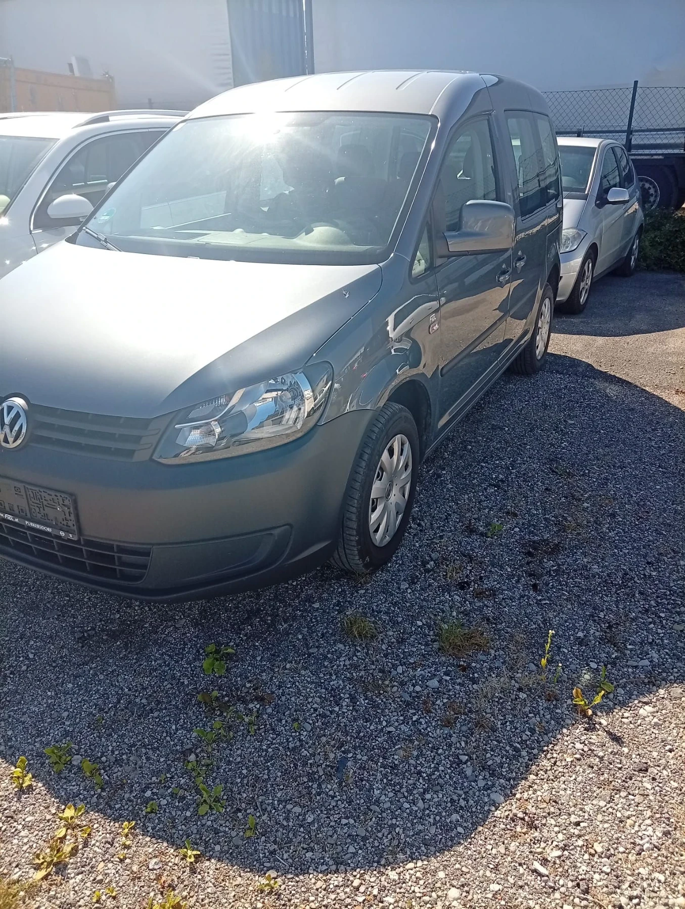 VW Caddy, снимка 6 - Автомобили и джипове - 56117780