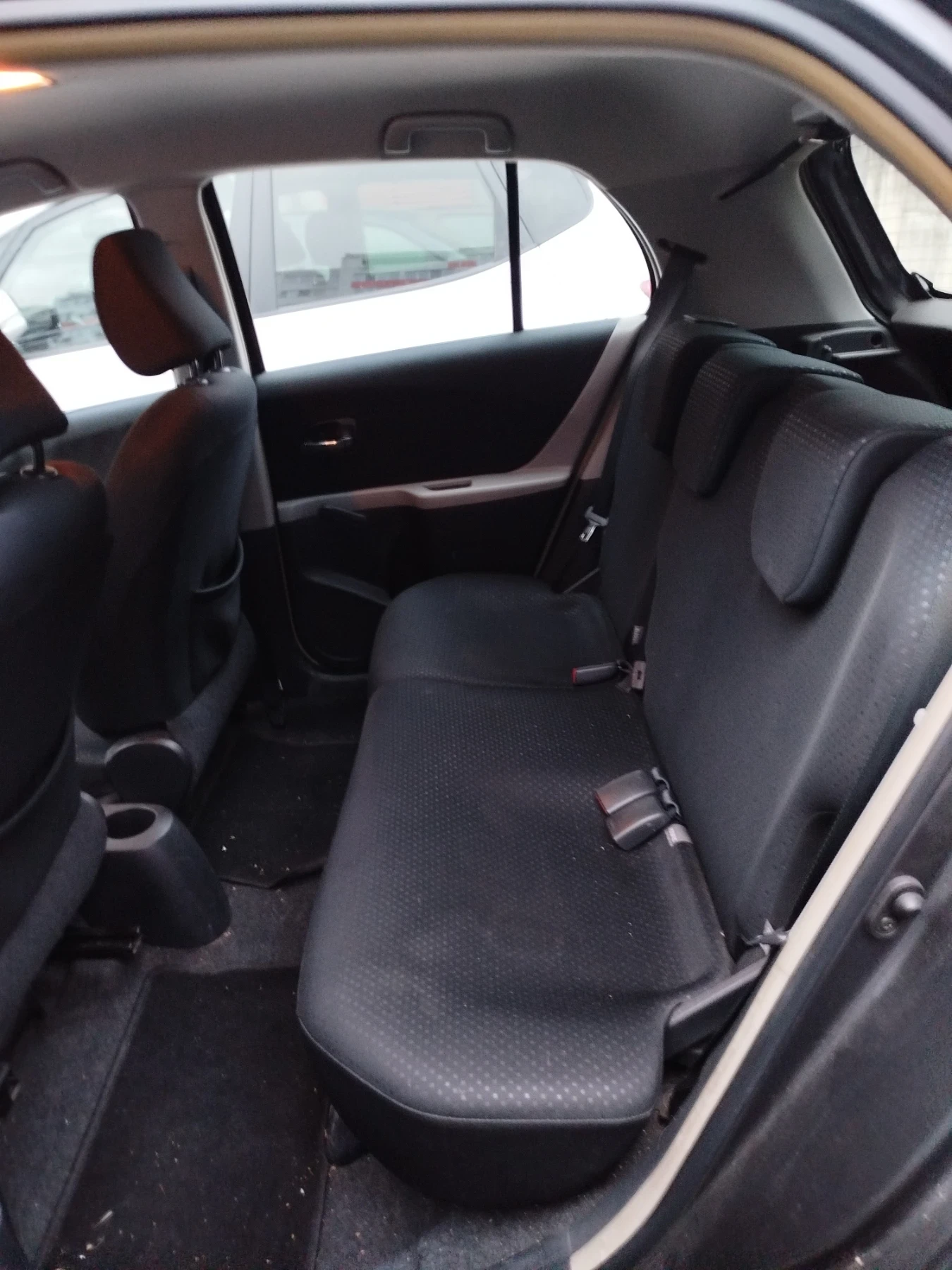 Toyota Yaris | Mobile.bg � ����������� 11