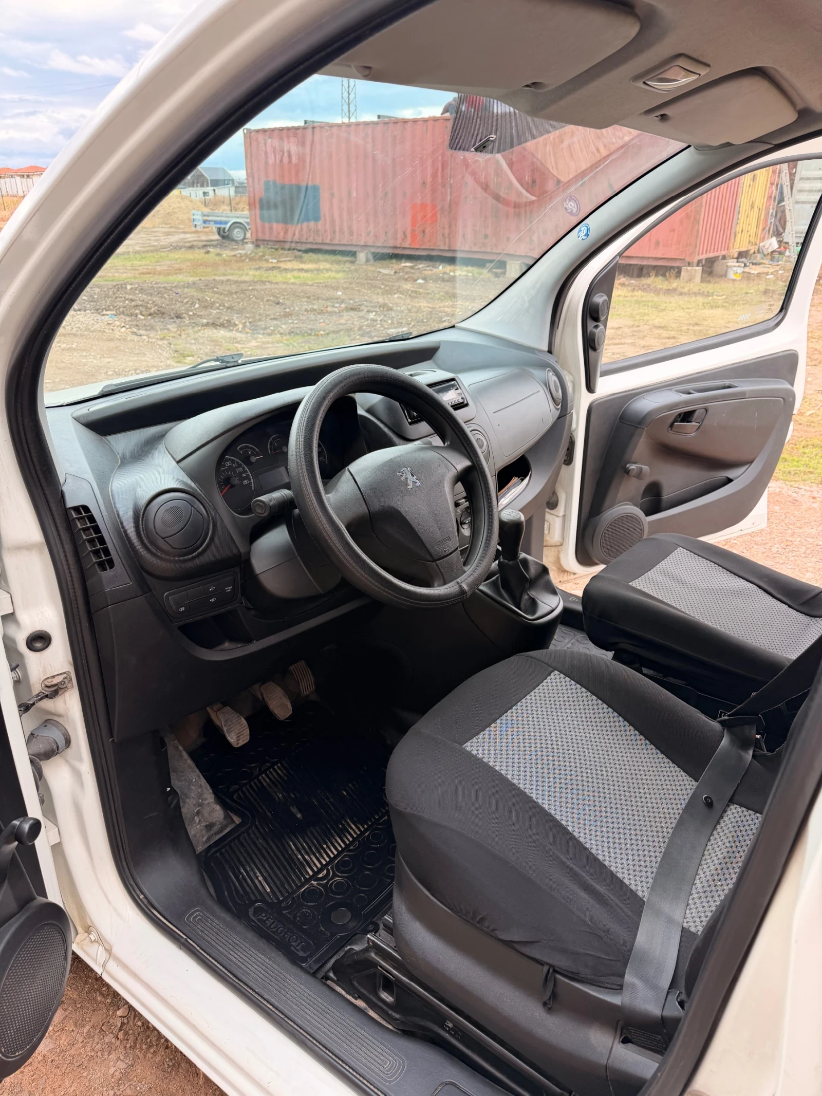 Peugeot Bipper 1.3 HDI, снимка 5 - Автомобили и джипове - 56728704