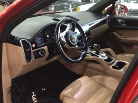 Porsche Cayenne AWD  CARFAX, снимка 5