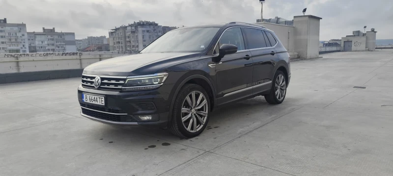 VW Tiguan 2.0 TDI* DIS* KAM* NAVI* ПЕРФЕКТЕН!!!, снимка 1 - Автомобили и джипове - 49538694