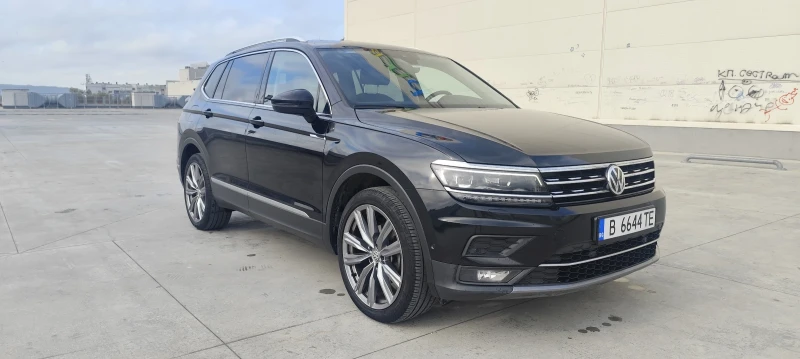 VW Tiguan 2.0 TDI* DIS* KAM* NAVI* ПЕРФЕКТЕН!!!, снимка 2 - Автомобили и джипове - 48685014