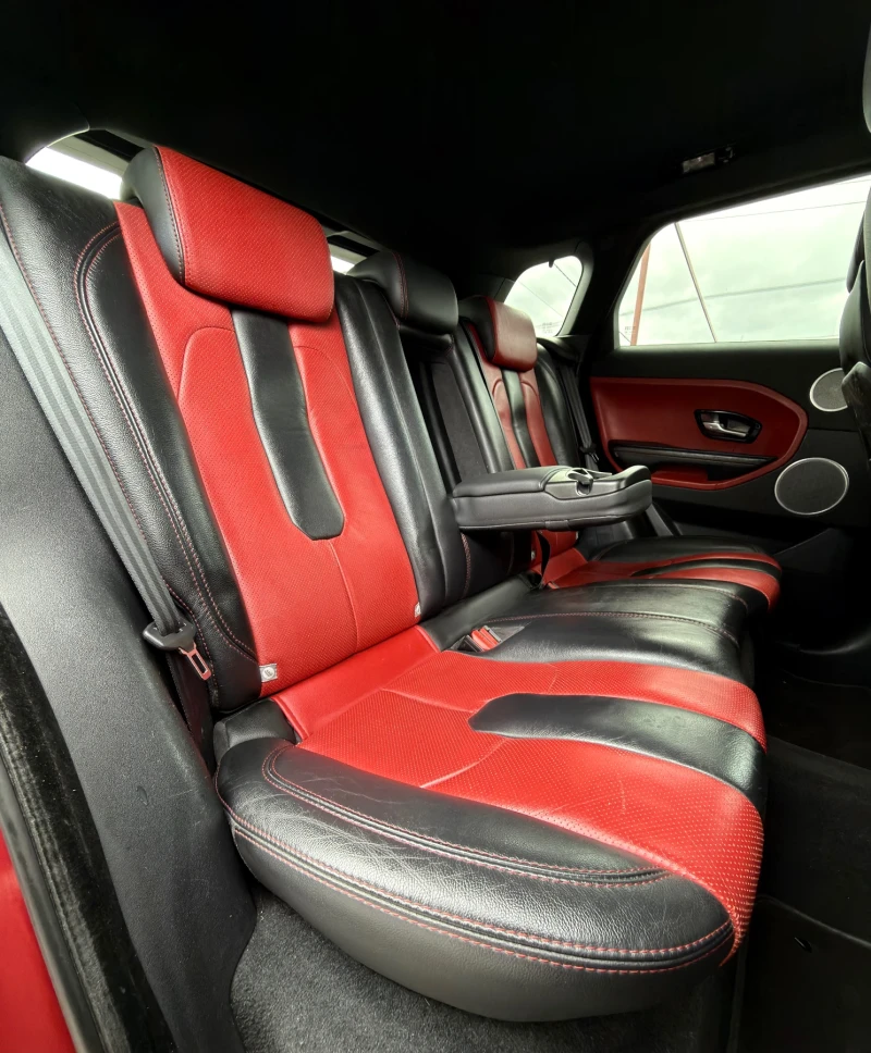 Land Rover Range Rover Evoque 2.2SD4* R-DYNAMIC* ВСИЧКИ ЕКСТРИ* СОБСТВЕН ЛИЗИНГ, снимка 9 - Автомобили и джипове - 53357884
