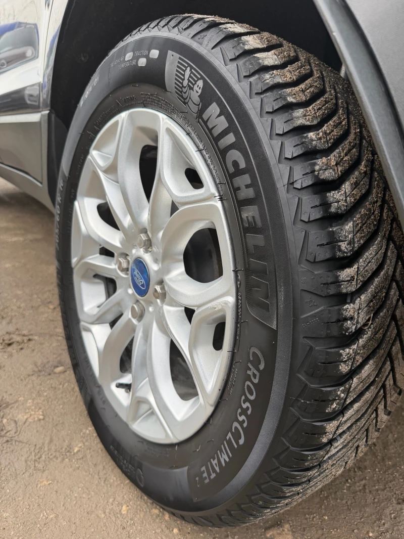 Ford EcoSport 1.5TDCI TITANIUM KEY LESS GO, снимка 15 - Автомобили и джипове - 53558858