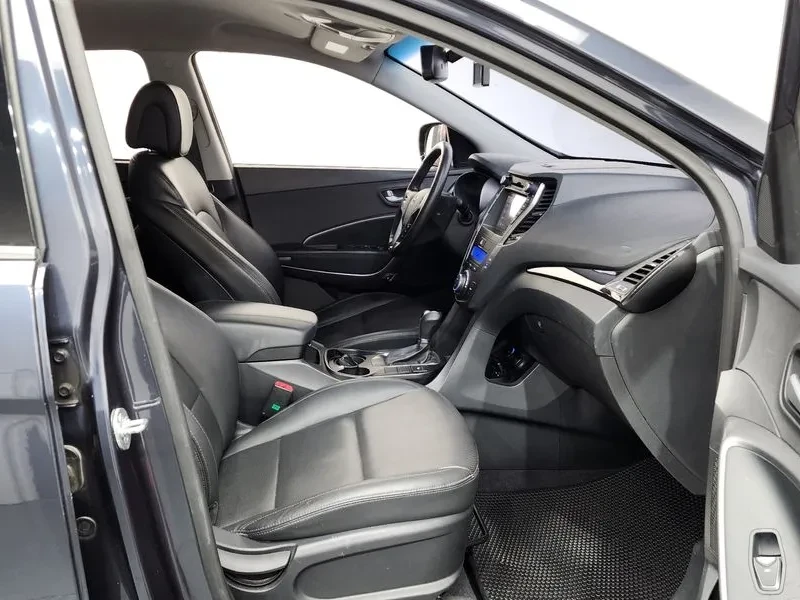 Hyundai Santa fe 2.0 CRDi 4WD - САМО 30% АВАНС, снимка 11 - Автомобили и джипове - 56159119