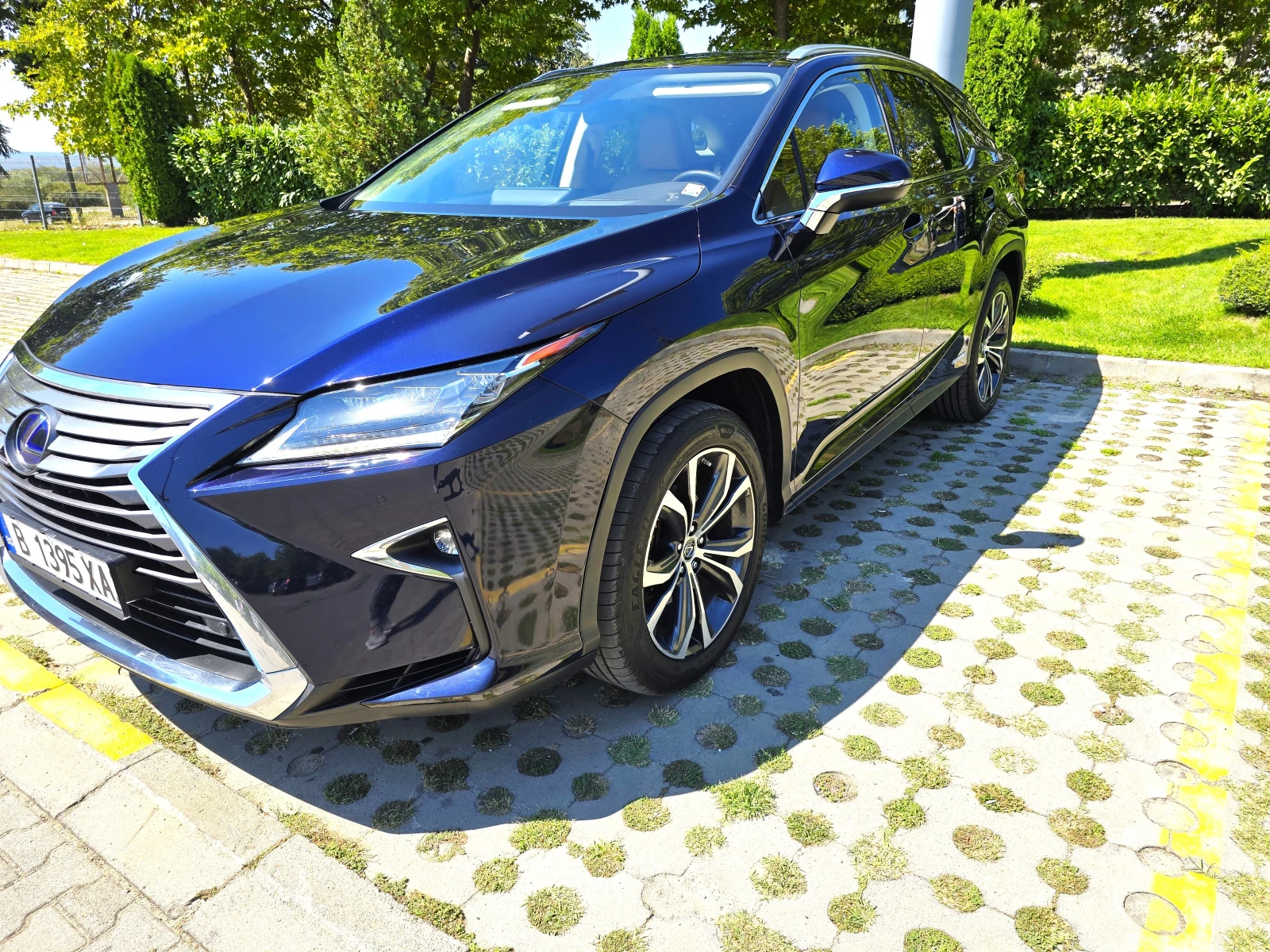 Lexus RX 450h Гаранционен Автомобил - изображение 2