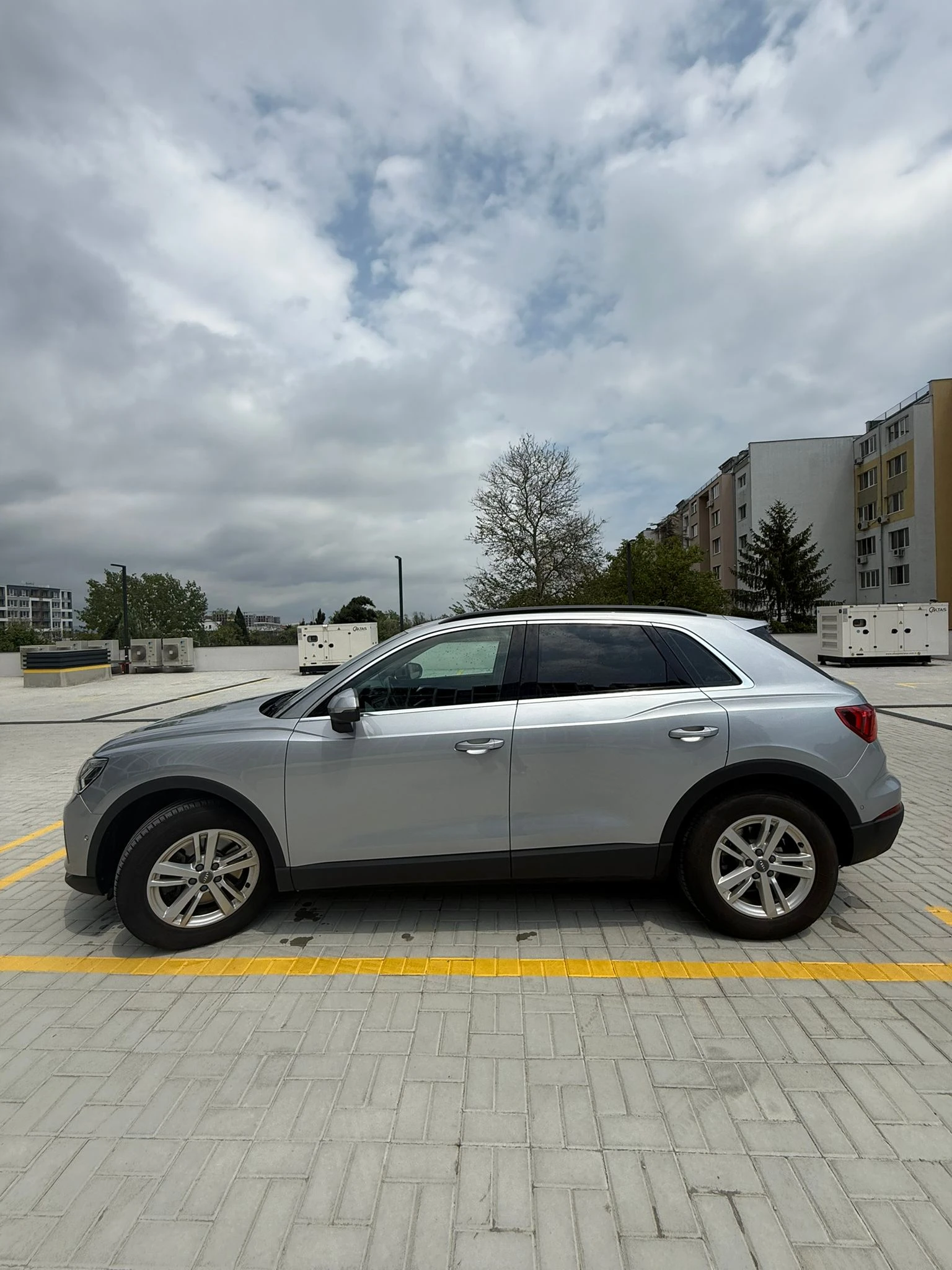 Audi Q3  - изображение 9