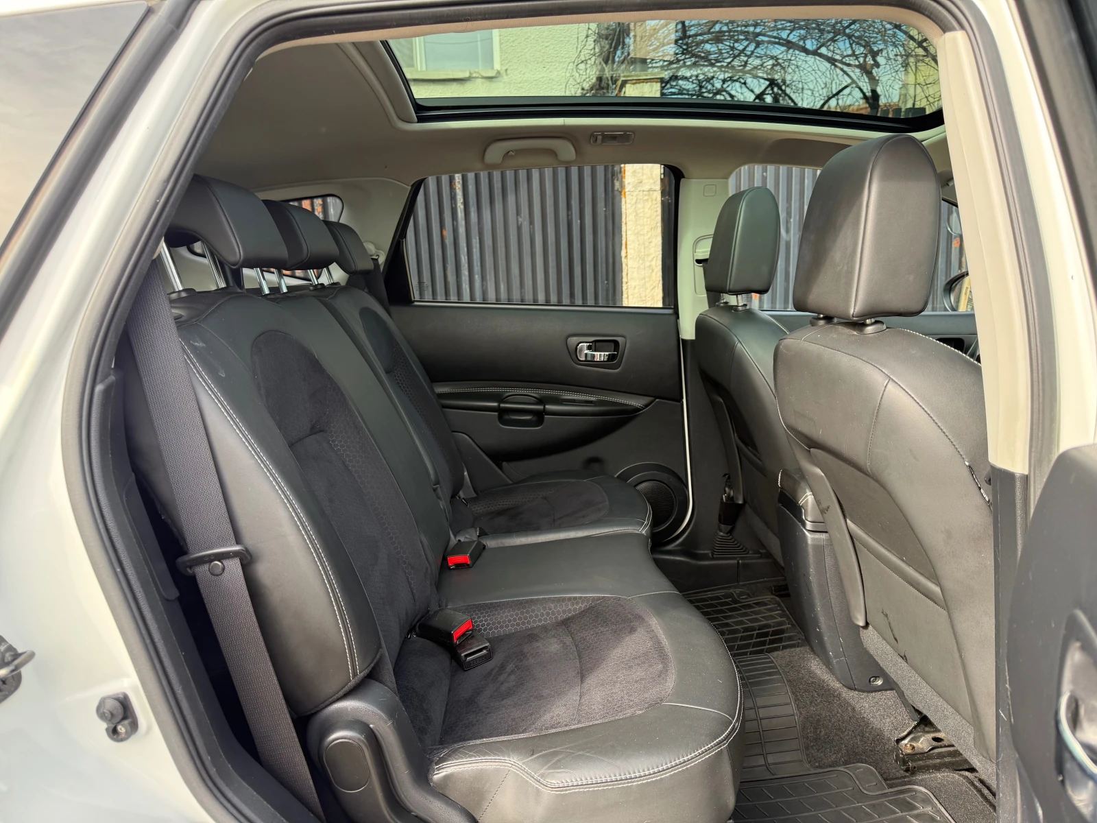 Nissan Qashqai 1.6d 4x4 navi Kamera360  Panorama-Perla - изображение 9