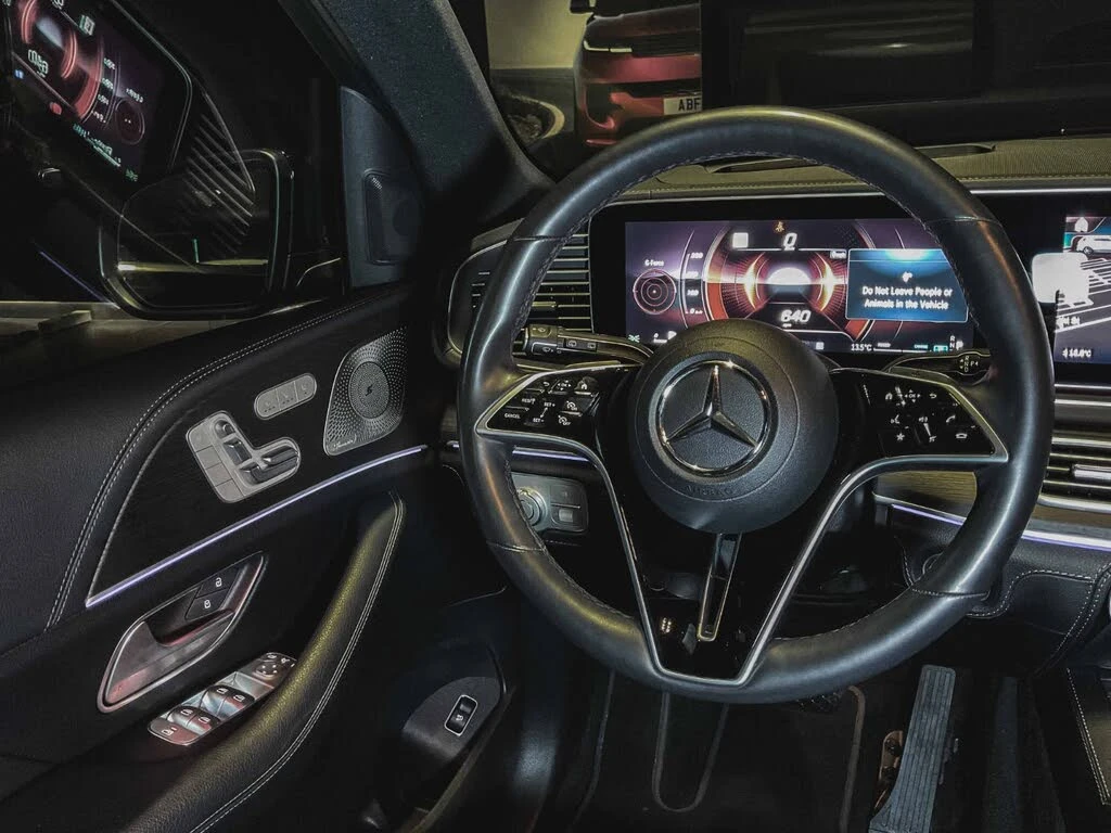 Mercedes-Benz GLE 350 4MATIC * NAVI * LED * CAMERA * BURMESTER * ПОДГРЕВ, снимка 12 - Автомобили и джипове - 53768100