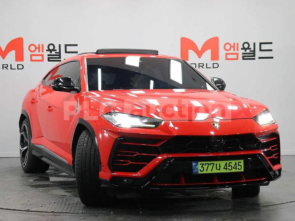 Lamborghini Urus V8 ЧИСТА ИСТОРИЯ* КРАЙНА ЦЕНА, снимка 2 - Автомобили и джипове - 53916350