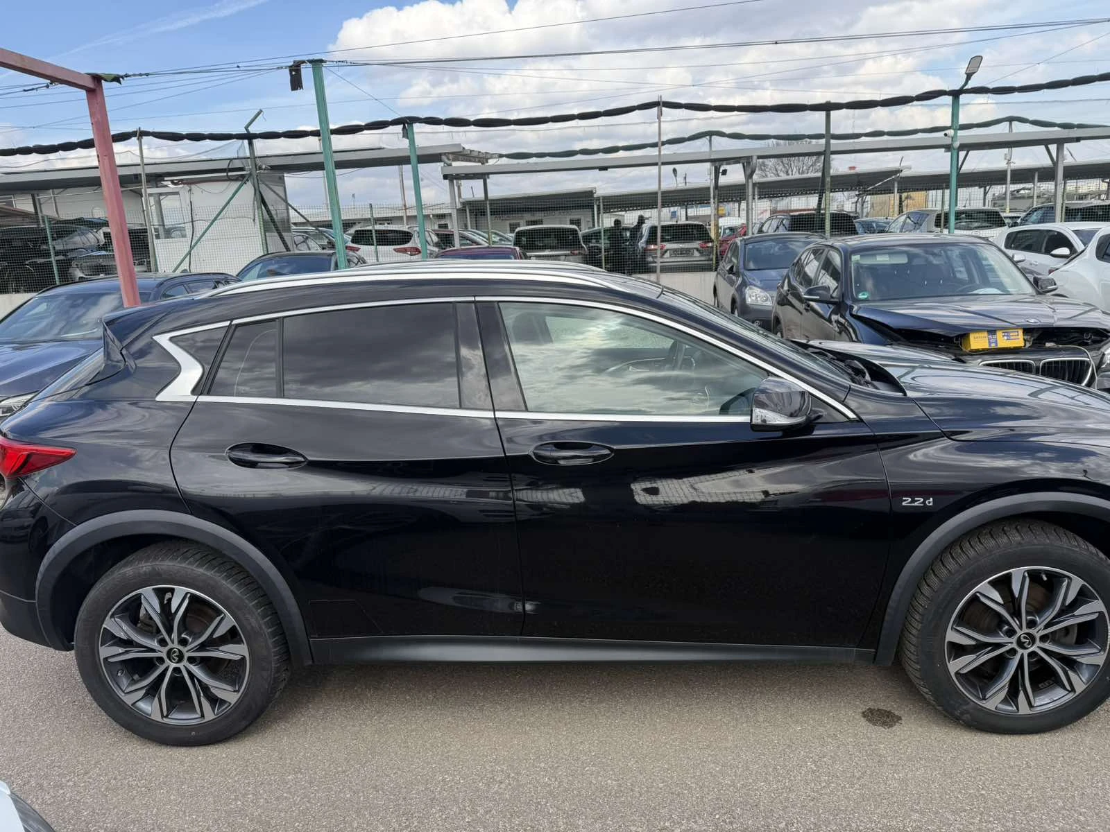 Infiniti Fx 30 2.2TDI, снимка 2 - Автомобили и джипове - 53981181