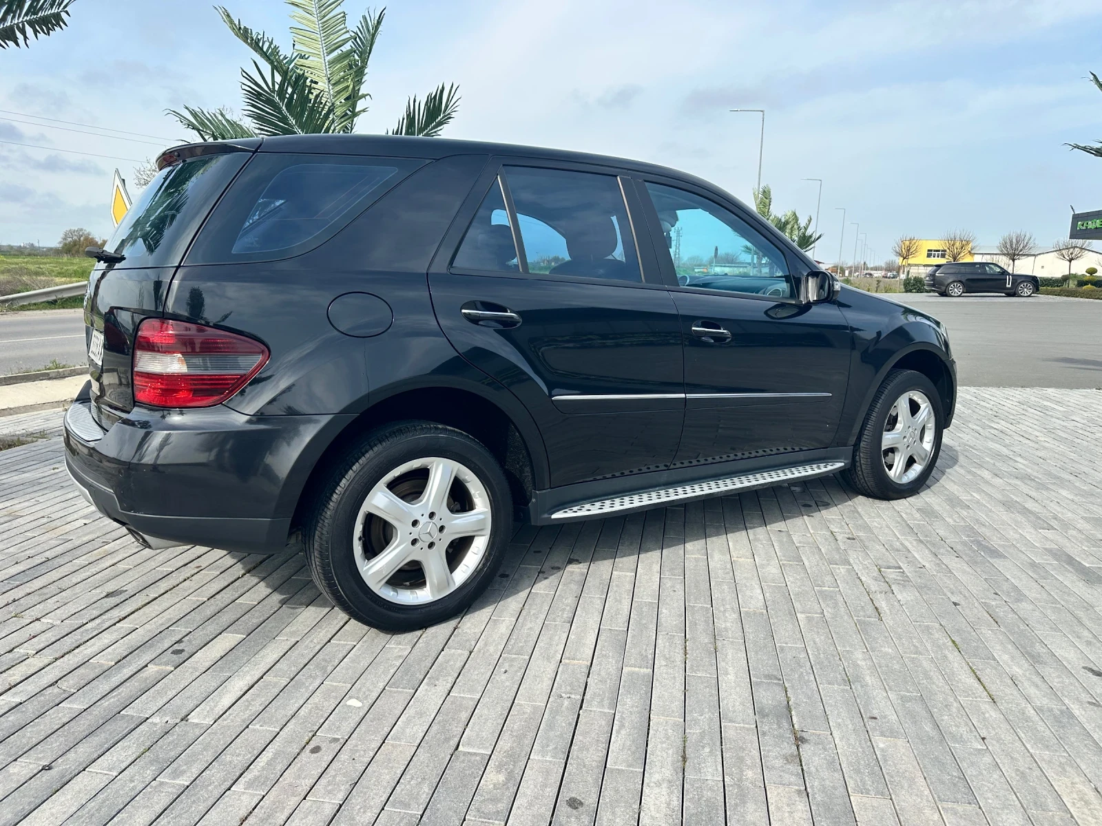 Mercedes-Benz ML 320, снимка 5 - Автомобили и джипове - 54202402