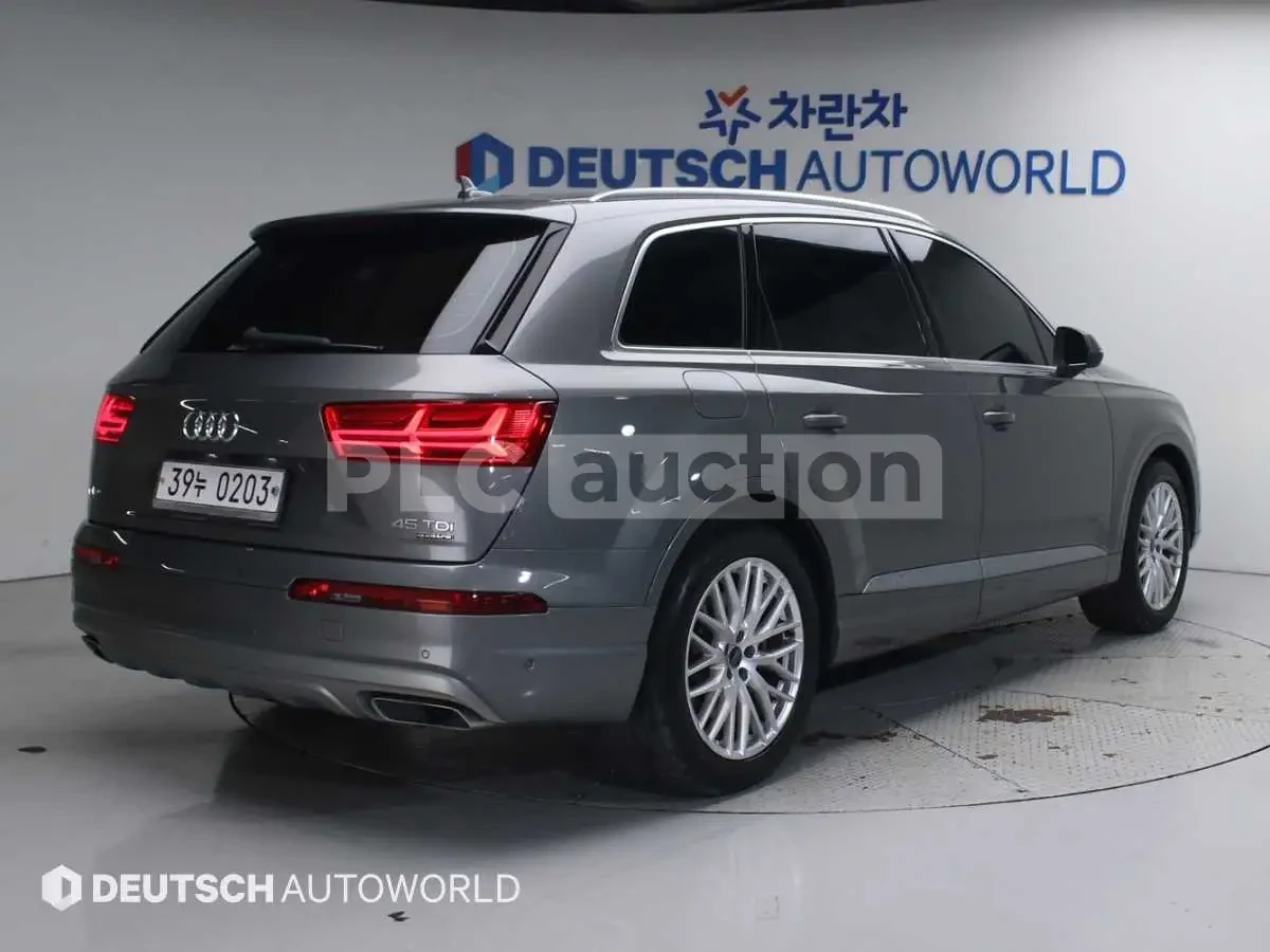 Audi Q7 ОБДУХВАНЕ/ПАНОРАМА/ДИСТРОНИК/360, снимка 3 - Автомобили и джипове - 54252642