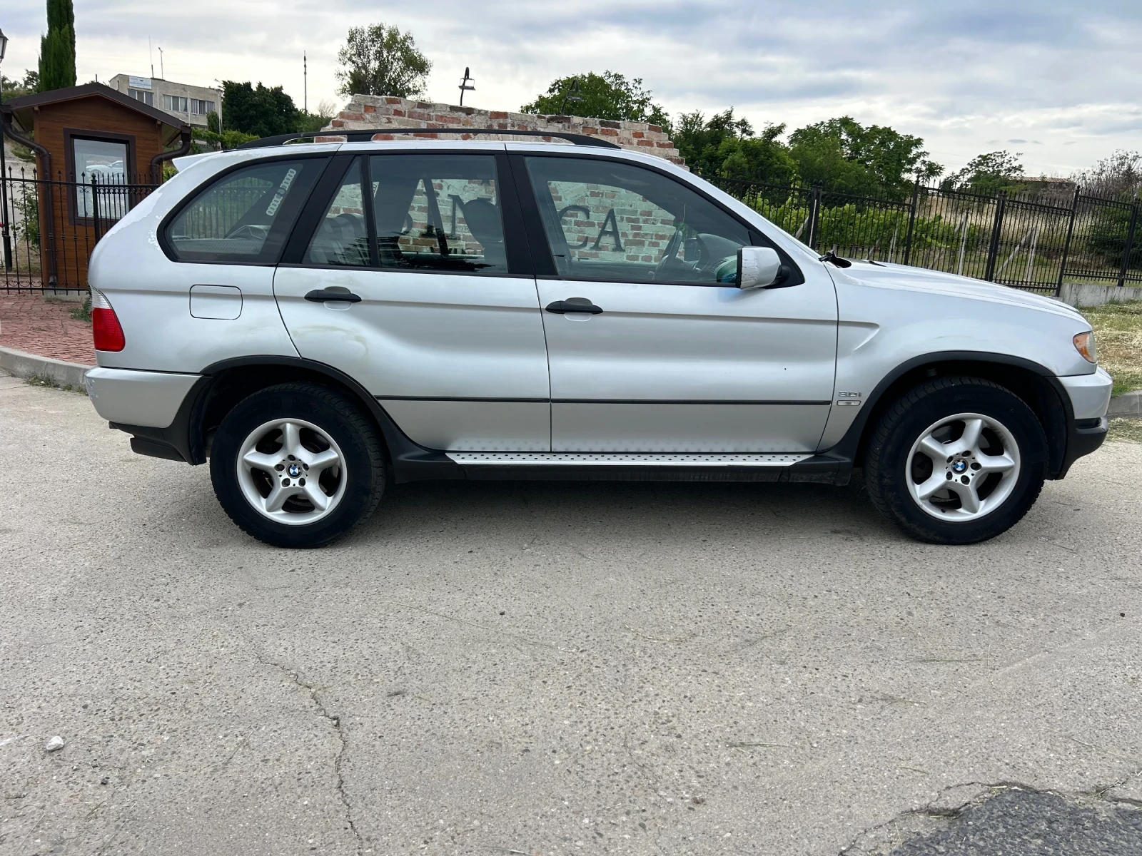 BMW X5 3.0 БЕНЗИН АВТОМАТ, снимка 11 - Автомобили и джипове - 54886047