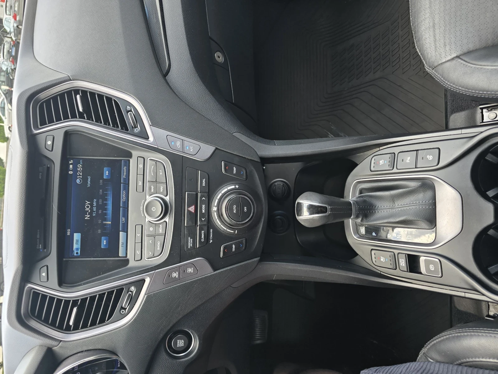 Hyundai Santa fe 2.2 CRDI/197HP/ PANORAMA, снимка 16 - Автомобили и джипове - 55069955