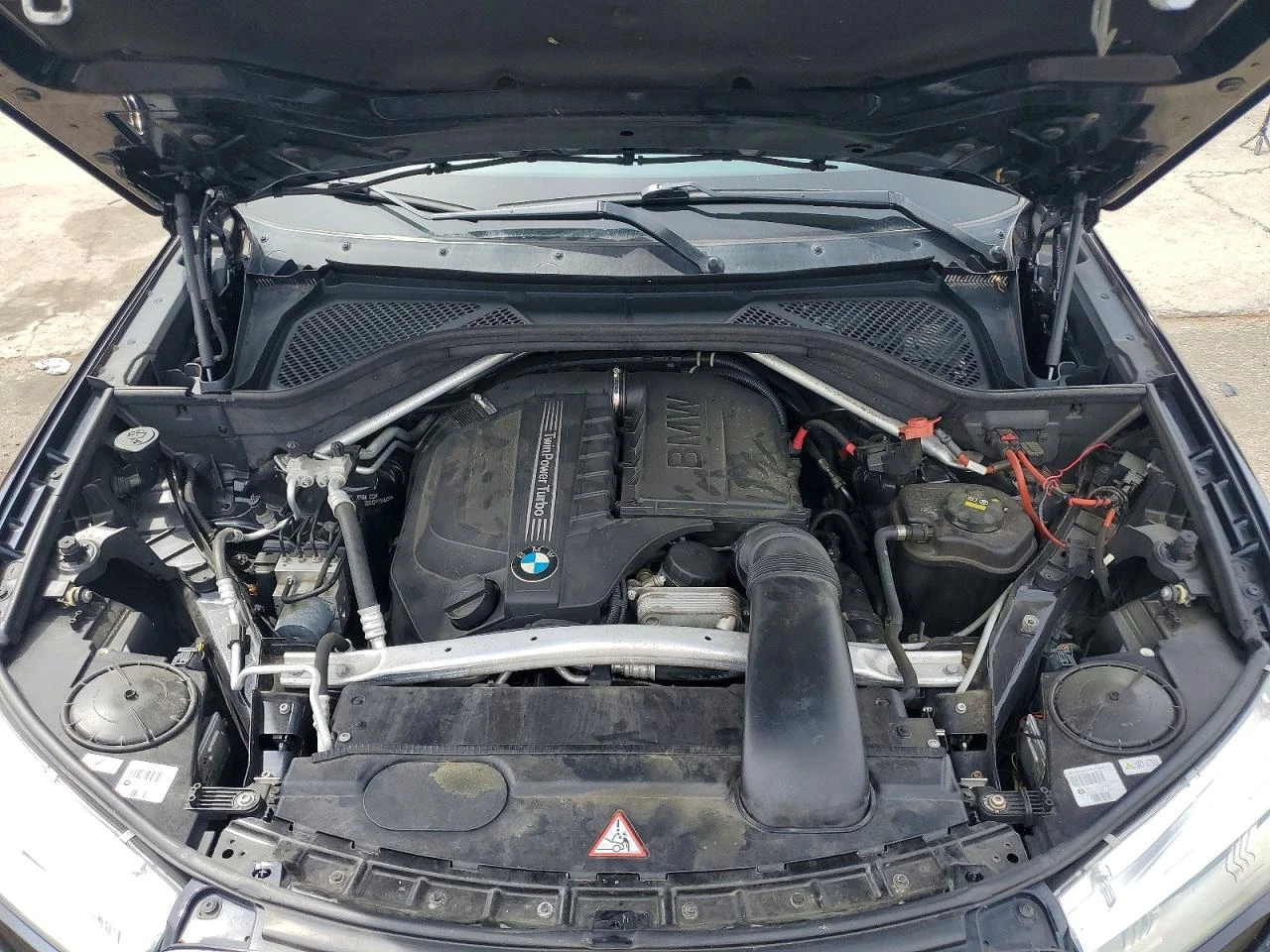 BMW X5 3.0l xDrive35I, снимка 12 - Автомобили и джипове - 55158732