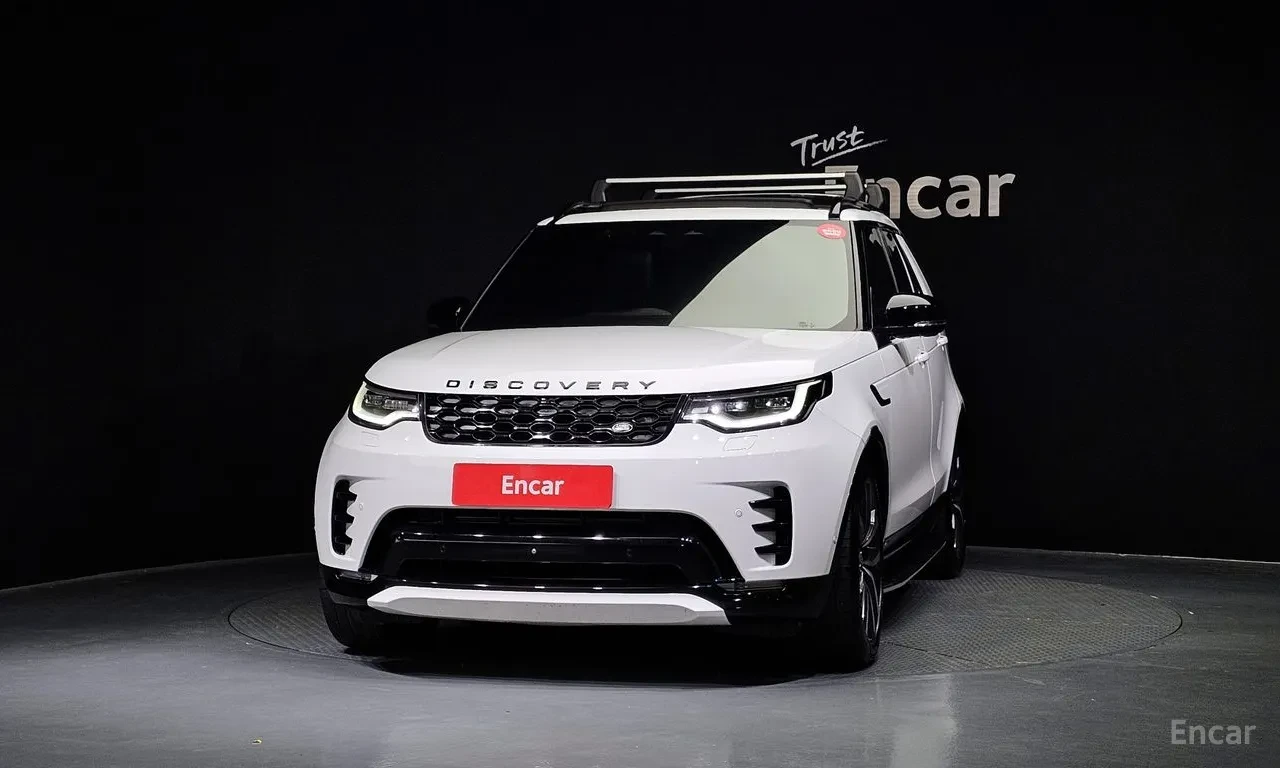 Land Rover Discovery 5 P360 R-Dynamic SE| AWD| LEATHER| PANORAMA, снимка 3 - Автомобили и джипове - 55230684