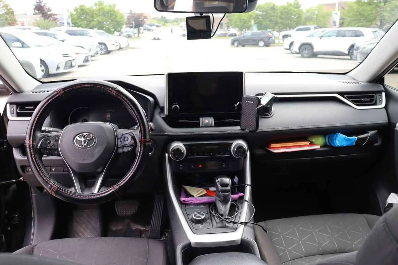 Toyota Rav4 * Hybrid XLE * АВТОКРЕДИТ БЕЗ ПЪРВОНАЧАЛНА ВНОСКА*, снимка 9 - Автомобили и джипове - 55581637