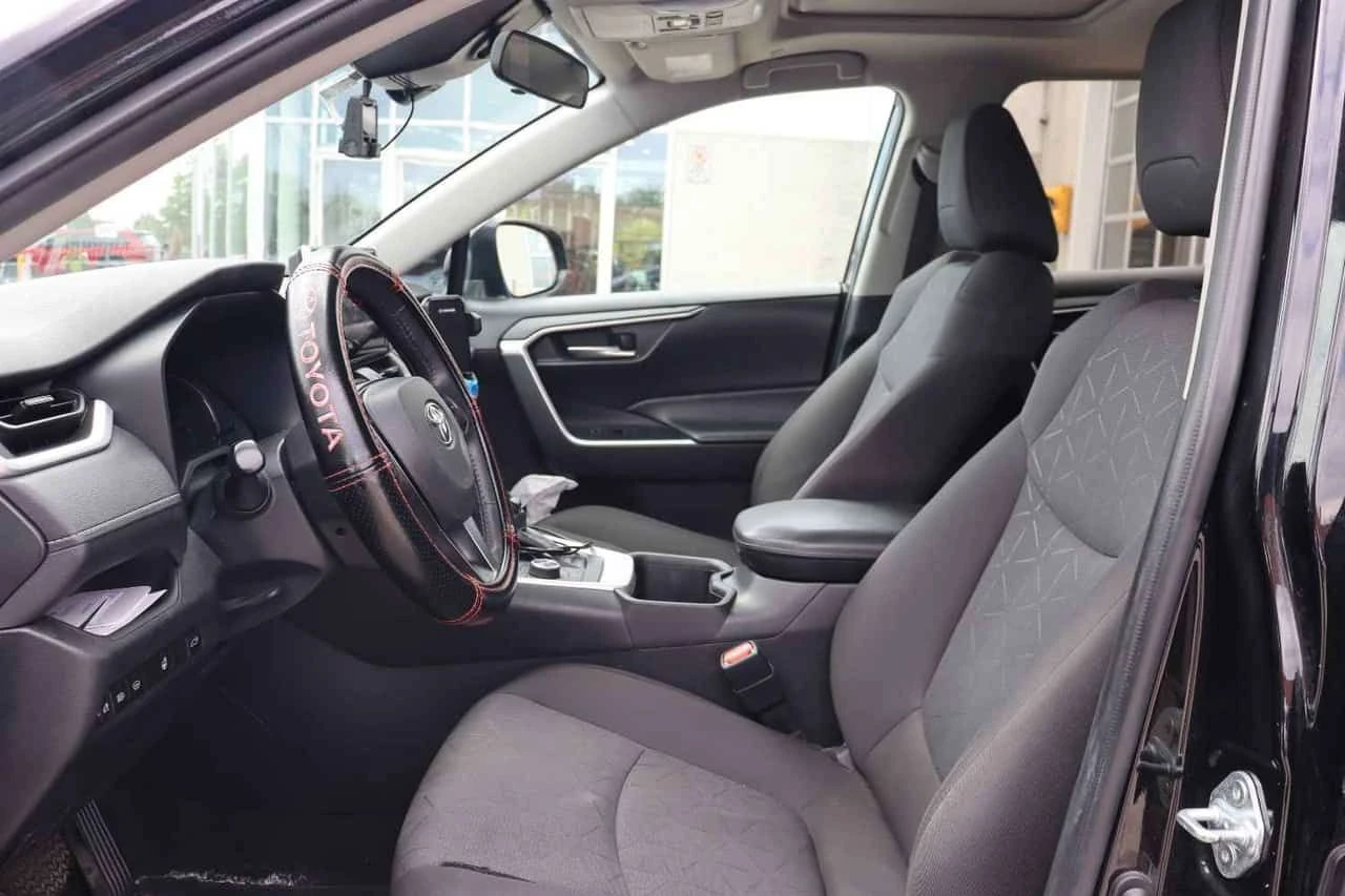 Toyota Rav4 * Hybrid XLE * АВТОКРЕДИТ БЕЗ ПЪРВОНАЧАЛНА ВНОСКА*, снимка 5 - Автомобили и джипове - 55581637