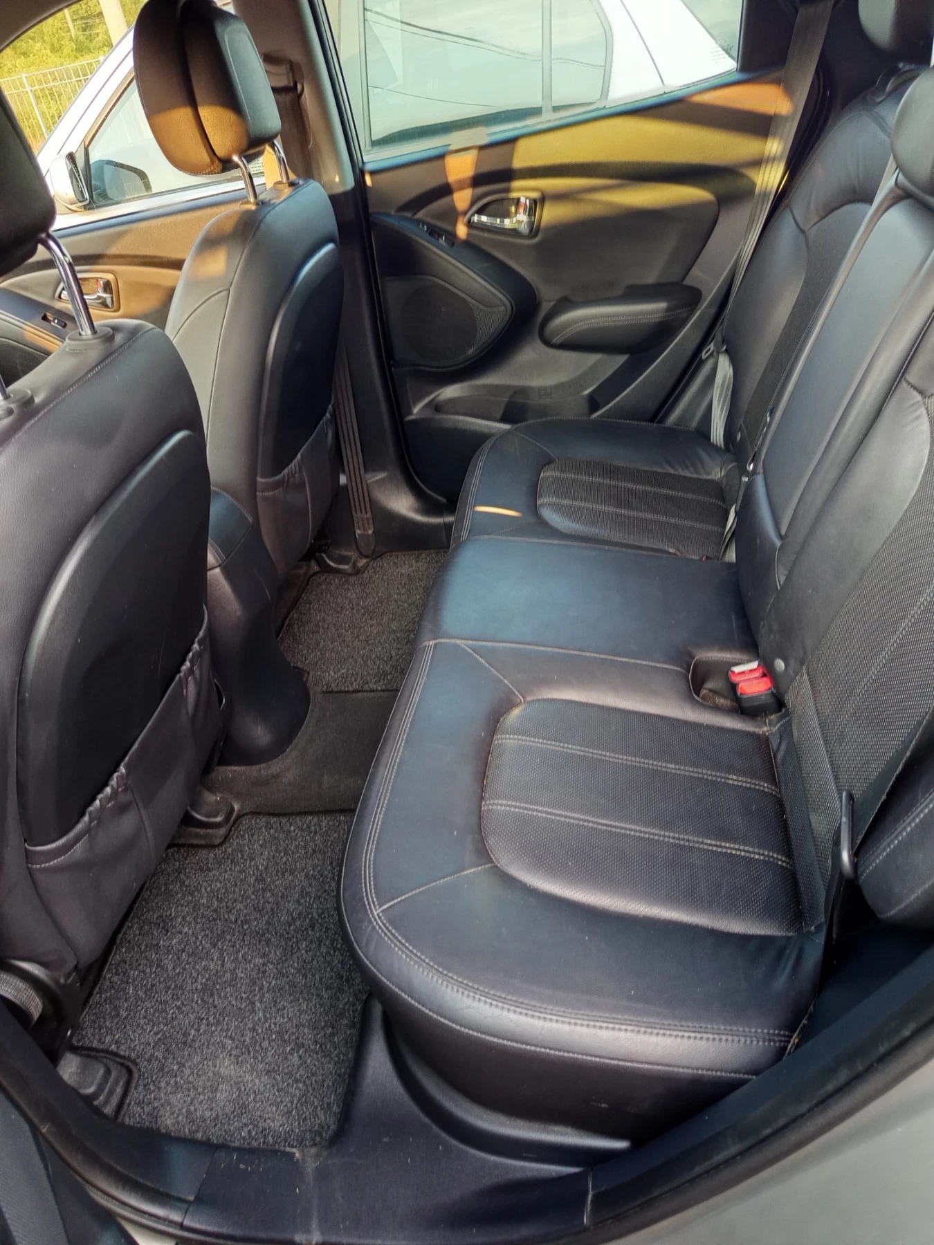 Hyundai IX35, снимка 8 - Автомобили и джипове - 55746942