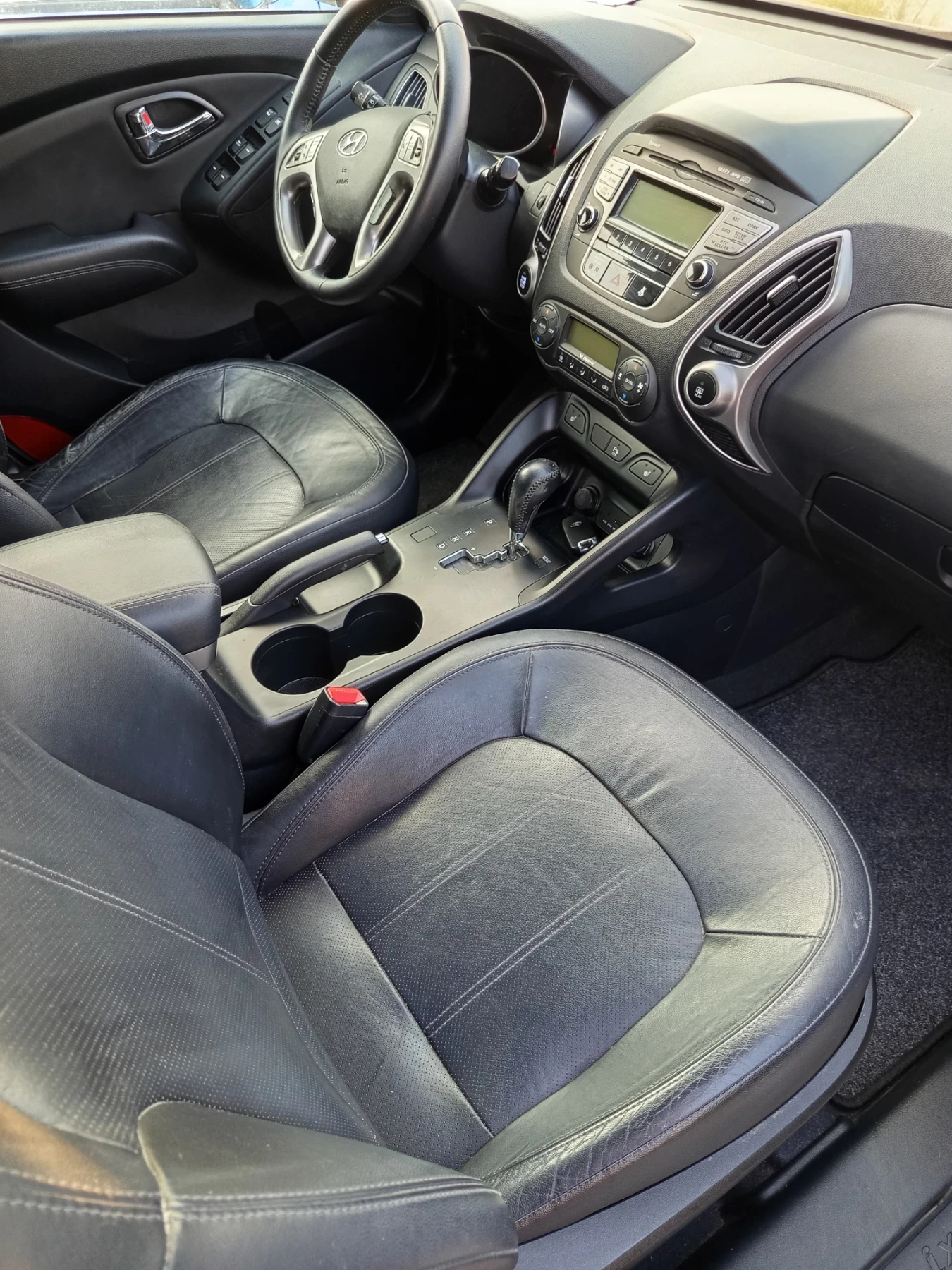 Hyundai IX35, снимка 11 - Автомобили и джипове - 55746942