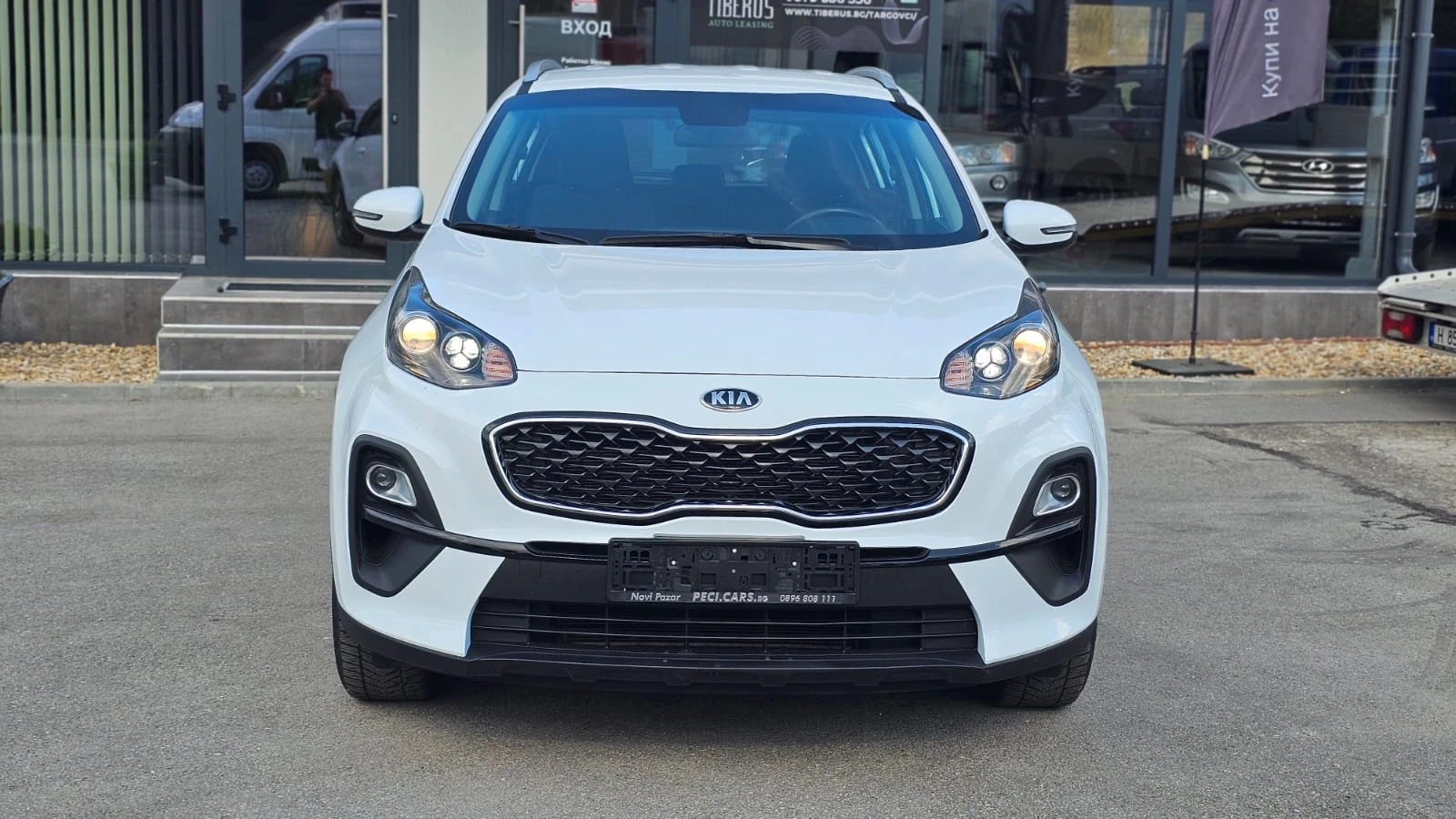 Kia Sportage 1.6i LPG 6SP IT-ПЪЛНА ИСТОРИЯ-ТОП СЪСТ.-ЛИЗИНГ, снимка 2 - Автомобили и джипове - 55951390