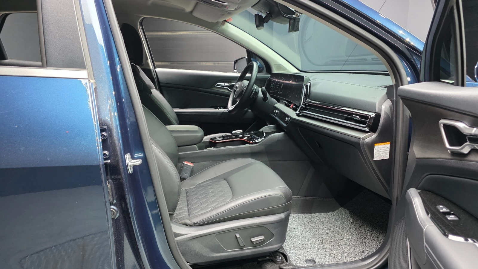 Kia Sportage Hybrid Signature 4WD, снимка 10 - Автомобили и джипове - 56046379