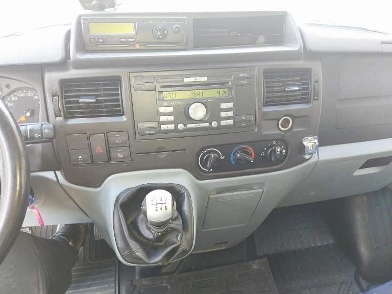 Ford Transit Климатик , снимка 6 - Бусове и автобуси - 47332429