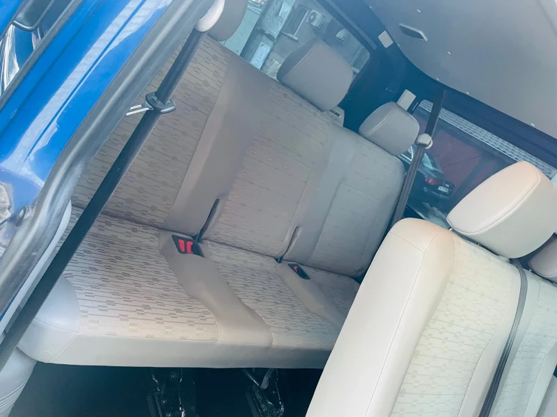VW T5 2.0 TDI, снимка 15 - Бусове и автобуси - 53100246