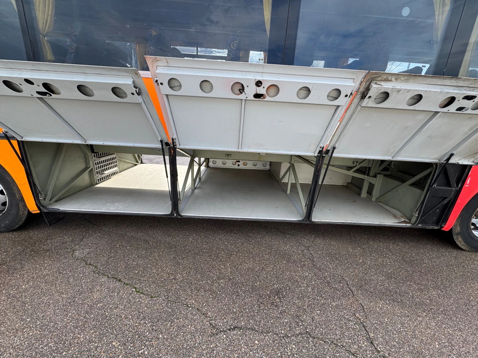 Setra S 315 GT-H KLIMA, 6-СКОРОСТИ - изображение 9