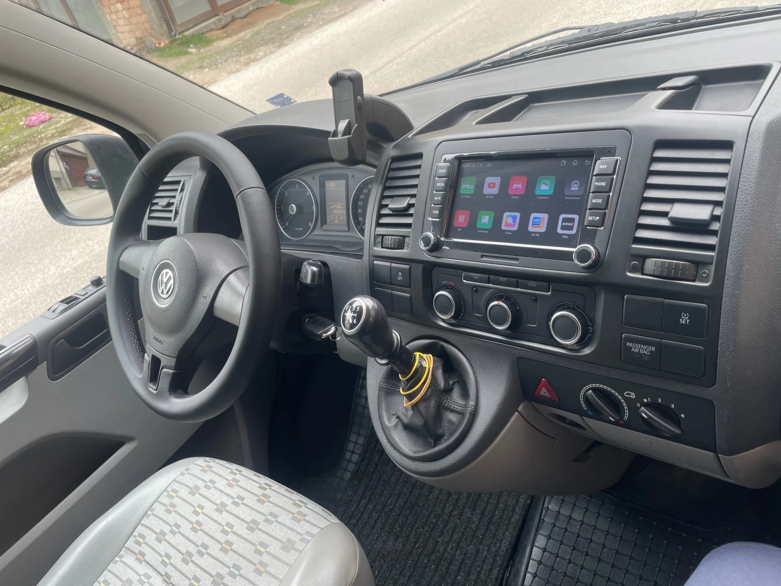 VW T5 2.0 TDI ПЪТНИЧЕСКИ NAVI ANDROID - изображение 9