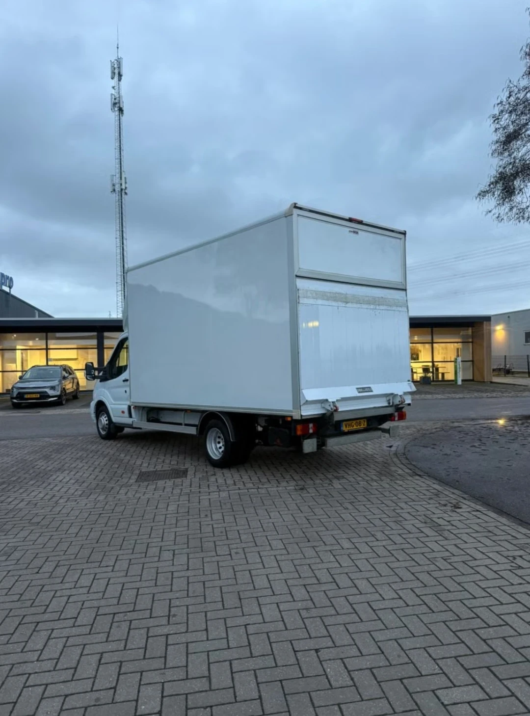 Ford Transit 2.0 170кс Холандия, снимка 10 - Бусове и автобуси - 55374941
