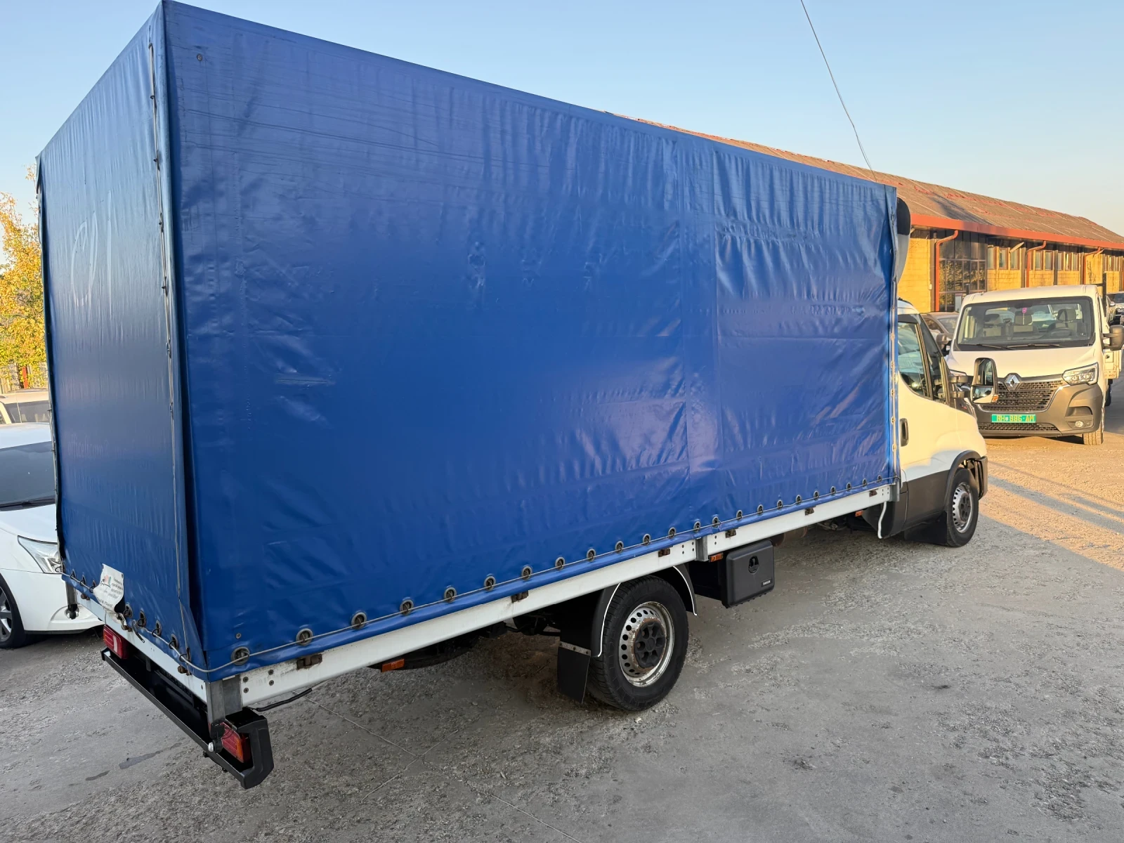 Iveco 35s18 3.0D 5 метра+ щора, снимка 8 - Бусове и автобуси - 56132402