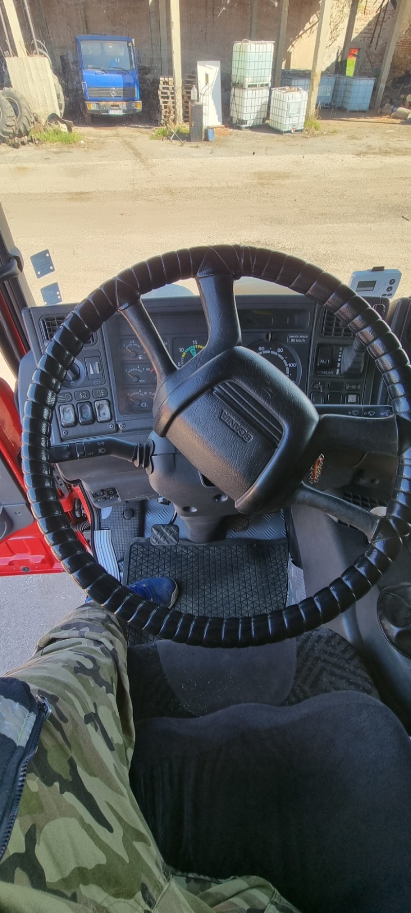 Scania 164, снимка 2 - Камиони - 45431955