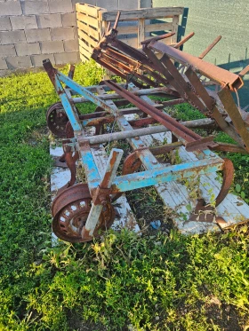 Трактор Владимировец Т 25, снимка 9