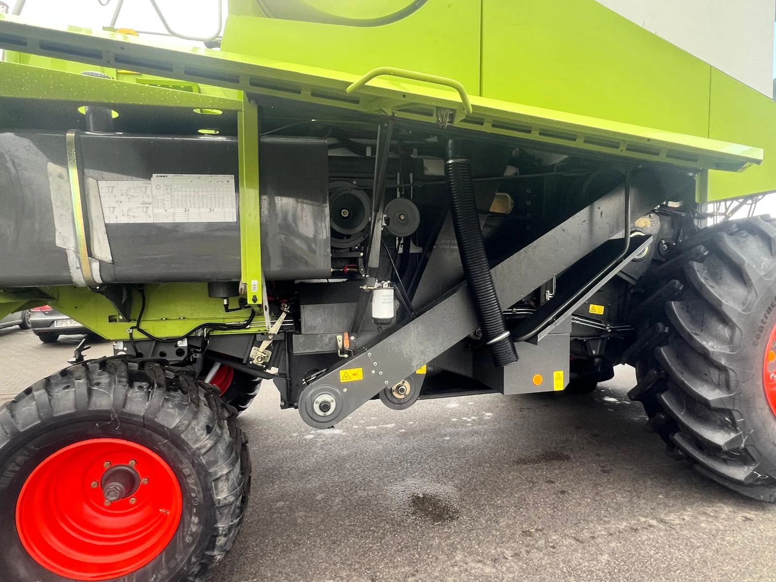 Комбайн Claas AVERO 240 + CLAAS C430 С КОЛИЧКА ЛИЗИНГ - изображение 8