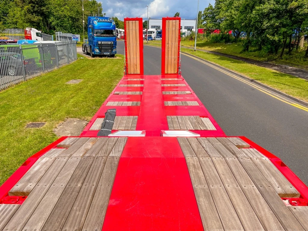  Kaessbohrer ; K.SLA 5; 5-;    | Mobile.bg   5